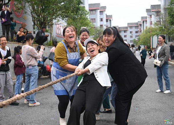蓼皋街道團山社區(qū)：社區(qū)活動花樣多 搬遷群眾樂開顏