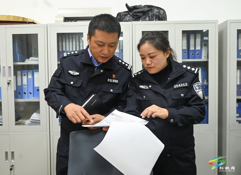 松桃：“局長進大廳” 暖心服務零距離