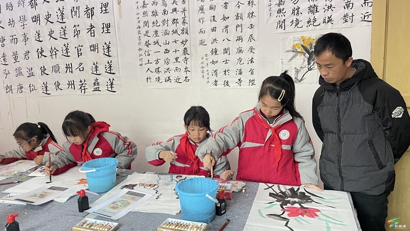 松桃：多彩社團(tuán)百花齊放 促進(jìn)學(xué)生全面健康發(fā)展