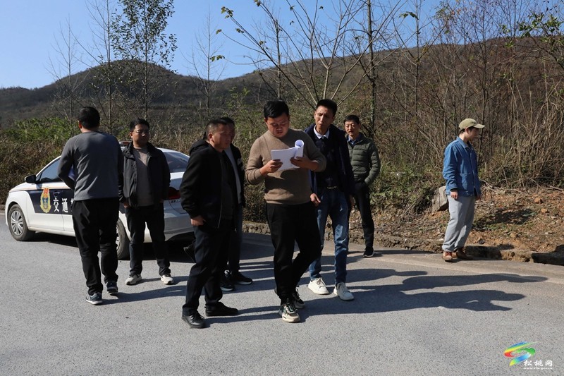 G352長坪(黔湘界)至松桃公路改擴(kuò)建工程順利通過竣工驗收