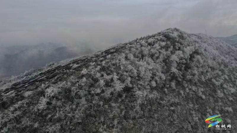 臘爾山美景如畫