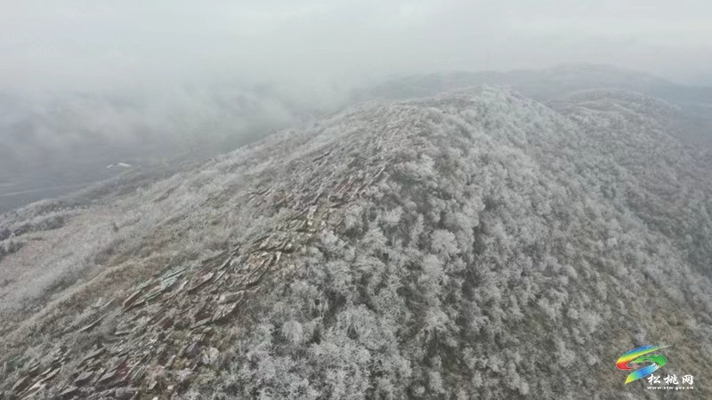 臘爾山美景如畫