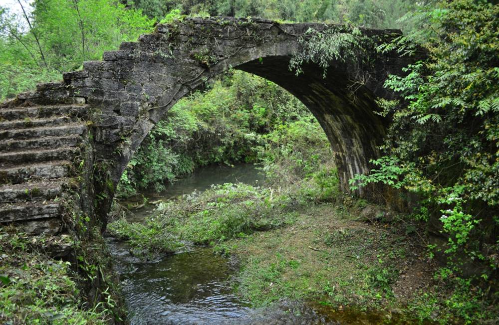 秀山宋農(nóng)鎮(zhèn)石家溝：被遺落的人間秘境