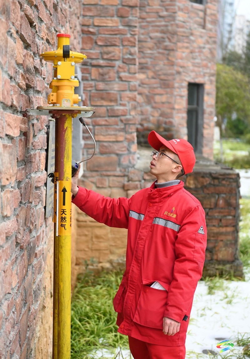 松桃：戰(zhàn)雨雪 迎春運(yùn) 保供氣