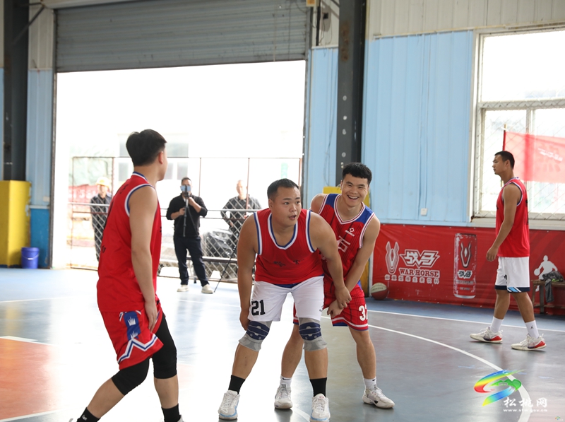 代表銅仁市參賽！松桃籃球隊全力備戰(zhàn)貴州“村BA”