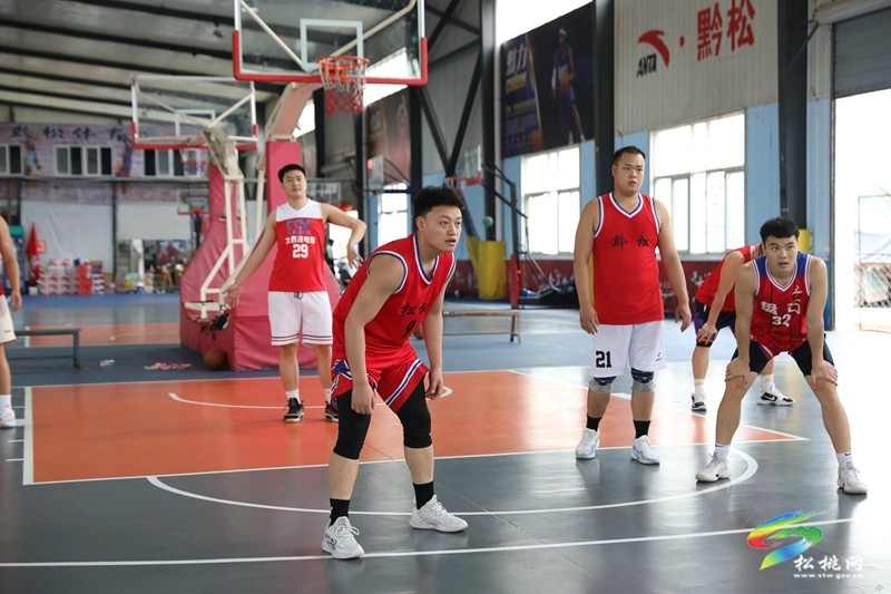 代表銅仁市參賽！松桃籃球隊全力備戰(zhàn)貴州“村BA”