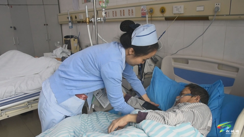 【五一我在崗】松桃醫(yī)務(wù)人員值班值守堅守群眾健康