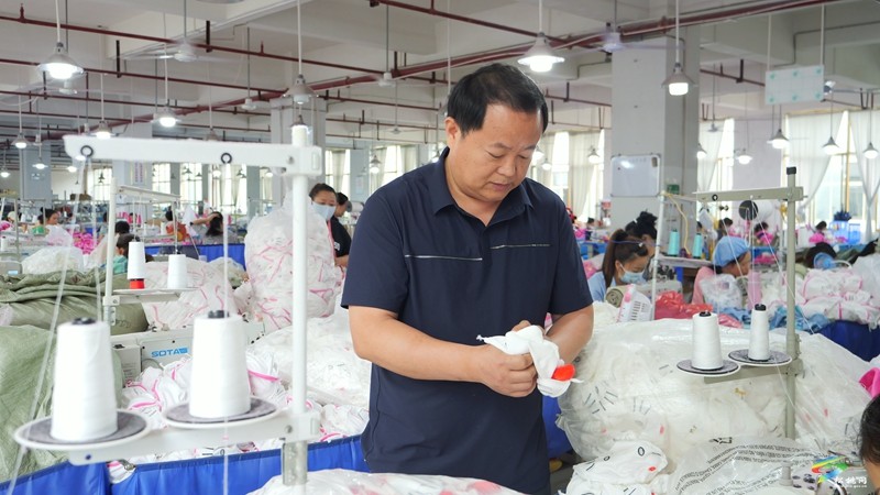 麻明江：助力玩具制造業(yè)在苗鄉(xiāng)落地生根