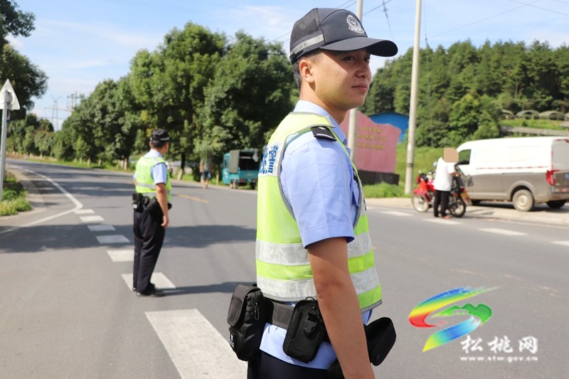 松桃公安交警大隊開展摩托車 電動摩托車電動自行車夏季交通安全突出風(fēng)險專項整治行動