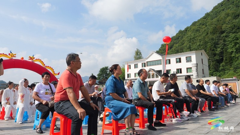 我縣舉辦首屆潛龍洞黃桃節(jié)暨百山溪山塘釣魚比賽活動