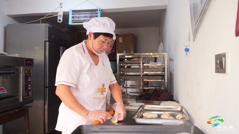 松桃：中秋將至 手工月餅“忙”登場