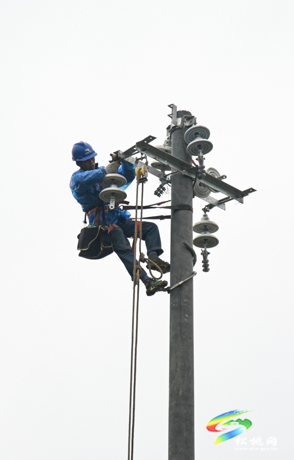 松桃供電局：迎峰度冬 全力保供