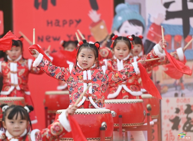 縣第三幼兒園:歡喜迎新年