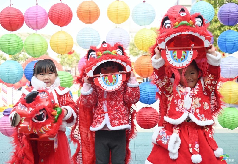 縣第三幼兒園:歡喜迎新年