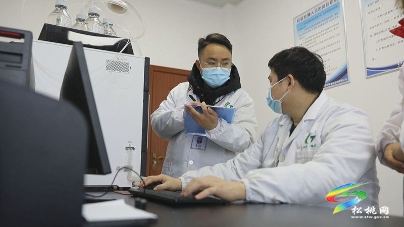 “食”字路口守安全 松桃首家食品檢測公司獲得資質(zhì)認(rèn)證