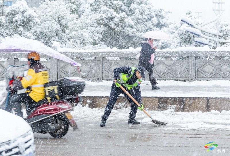 最美雪“警”，有速度更有溫度！