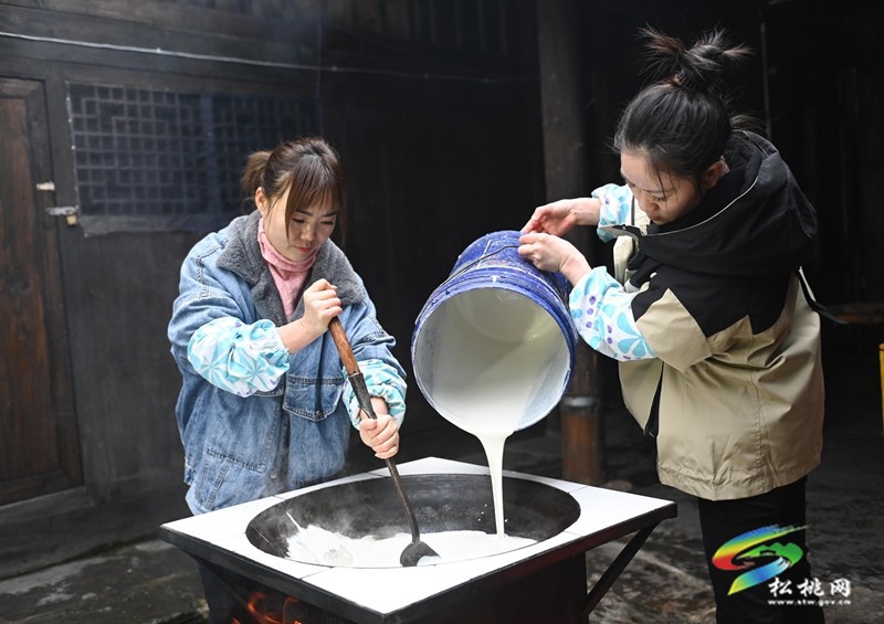 【新春走基層】松桃：米豆腐飄香迎新春