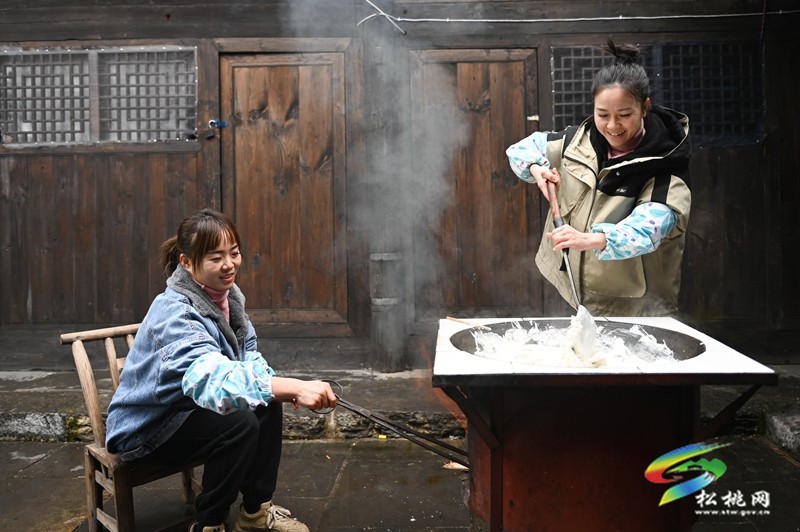 【新春走基層】松桃：米豆腐飄香迎新春