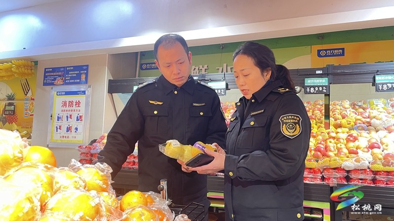 【新春走基層】松桃開展春節(jié)前食品安全專項檢查及宣傳活動