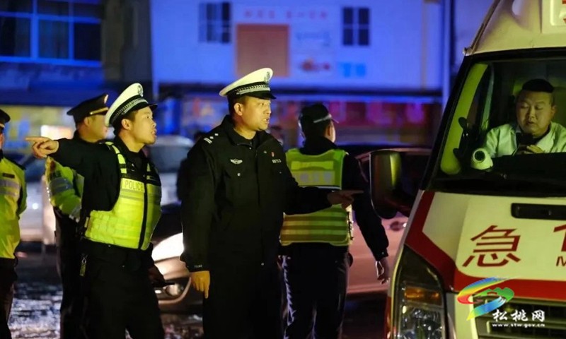 松桃公安交警:抗凝保暢 守護平安