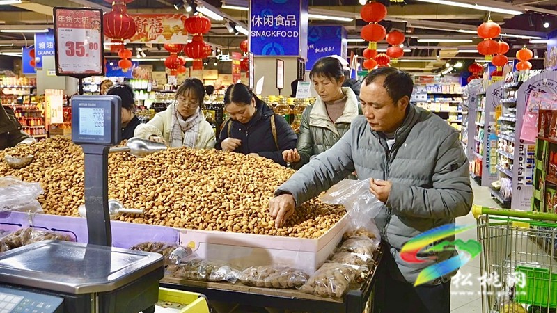 【網(wǎng)絡(luò)中國節(jié)·春節(jié)】趕大集 備年貨 “煙火氣”中迎新春