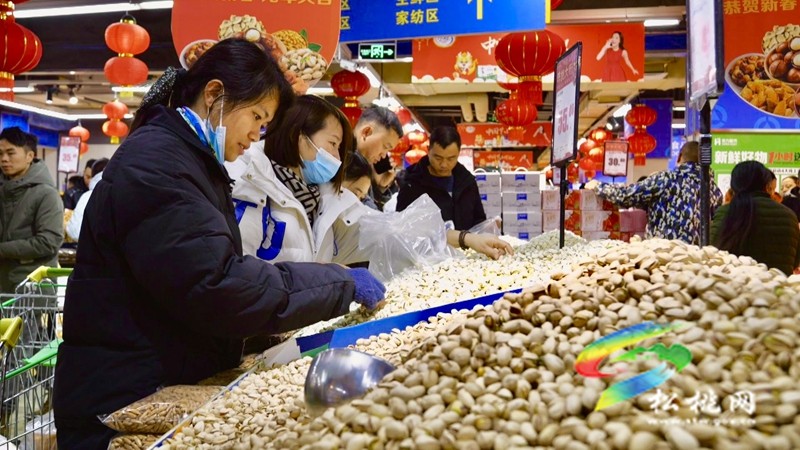 【網(wǎng)絡(luò)中國節(jié)·春節(jié)】趕大集 備年貨 “煙火氣”中迎新春