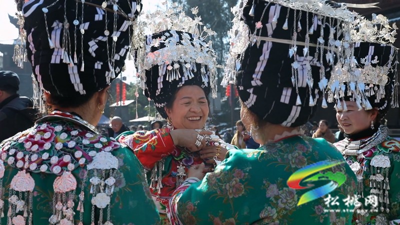 【網(wǎng)絡(luò)中國(guó)節(jié)·春節(jié)】松桃：苗鄉(xiāng)歡歌賀新春