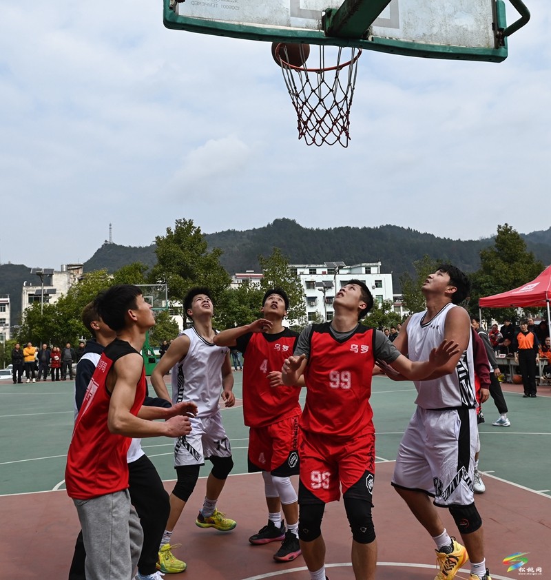精彩！孟溪鎮(zhèn)2024年“強(qiáng)村富民杯”籃球友誼賽開賽
