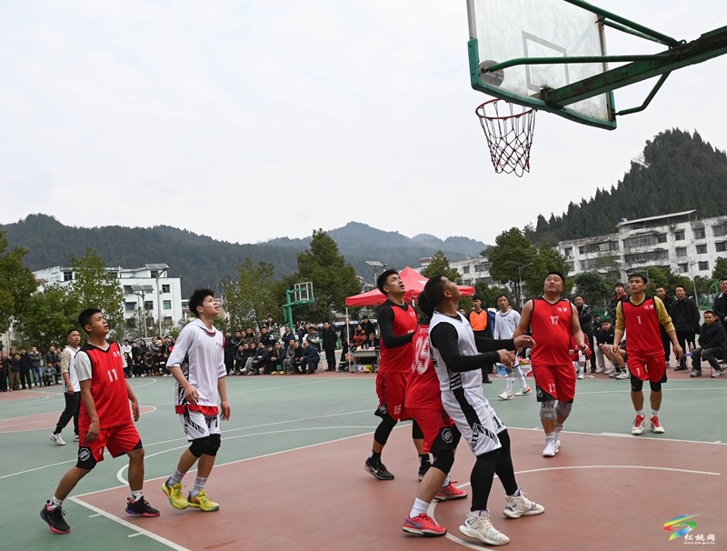 精彩！孟溪鎮(zhèn)2024年“強(qiáng)村富民杯”籃球友誼賽開賽