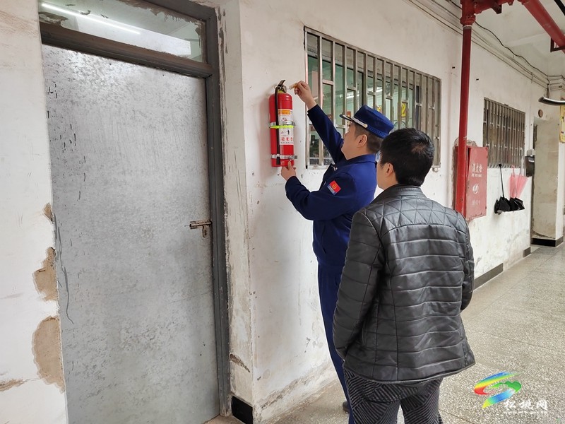 松桃消防開展開學(xué)前消防安全檢查?零隱患護(hù)航“開學(xué)季”