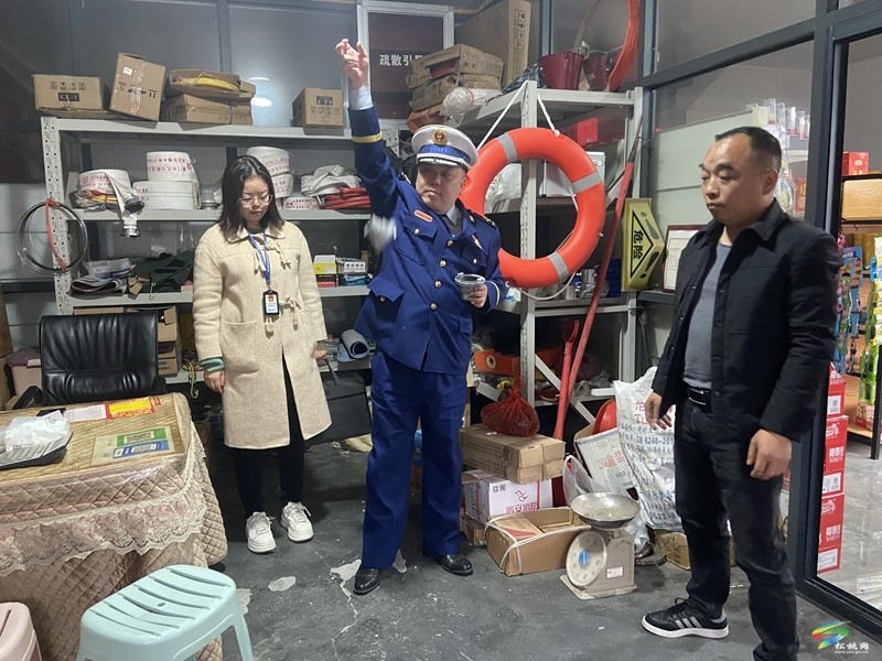 松桃消防聯(lián)合監(jiān)督管理部門為消防產(chǎn)品“過安檢”