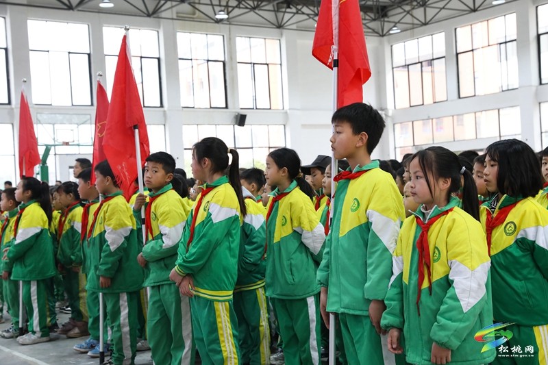 銅仁市學(xué)校第29個(gè)全國(guó)中小學(xué)生安全教育日和第9個(gè)全民國(guó)家安全教育日暨消防疏散演練活動(dòng)舉行