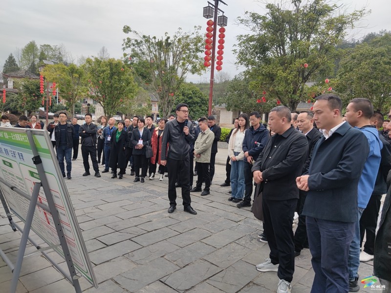 銅仁市“強村富民”行動業(yè)務(wù)培訓(xùn)示范班到松桃觀摩學(xué)習(xí)