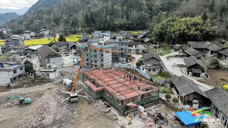 松桃紅色美麗村莊建設(shè)忙