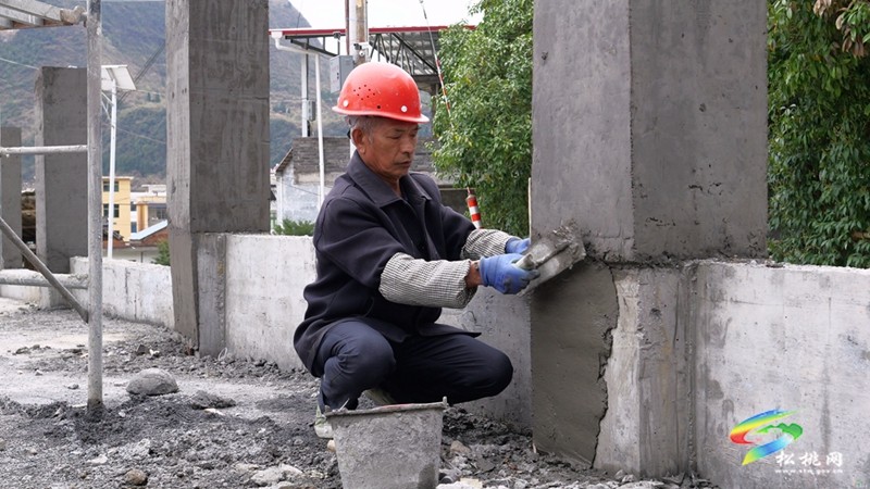 松桃紅色美麗村莊建設(shè)忙