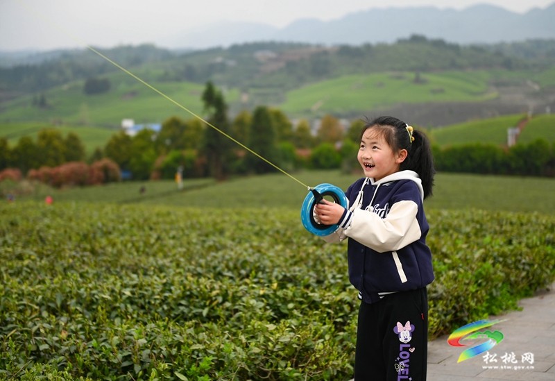 【網(wǎng)絡(luò)中國節(jié)·清明】松桃：踏青游玩正當(dāng)時