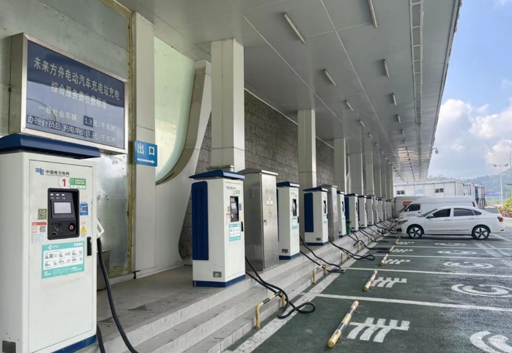 【承勢(shì)聚力接“貴”客】“電動(dòng)貴州”不掉“鏈”，新能源汽車(chē)產(chǎn)業(yè)發(fā)展蹄疾步穩(wěn)