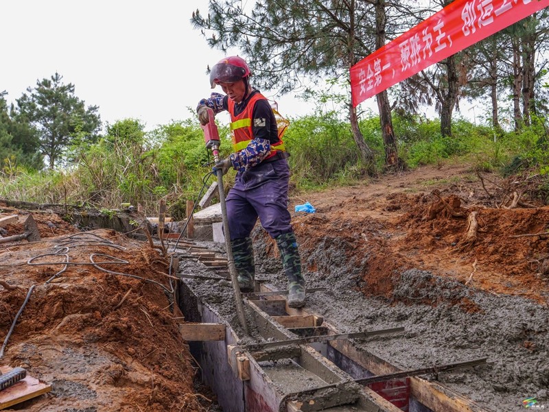 【奮進的春天】我縣18個國債項目河道山洪溝治理工程全面開工建設