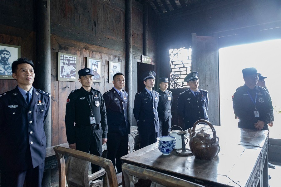 以文化“軟實力”激發(fā)隊伍“新活力”！松桃公安“五個堅持”穩(wěn)步推進(jìn)警營文化建設(shè)