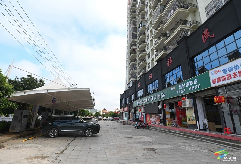 蓼皋街道育才社區(qū):2個(gè)新能源汽車(chē)充電站投入試運(yùn)營(yíng)