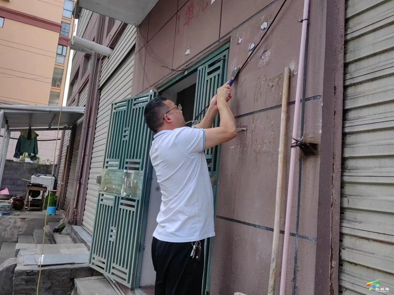 縣林業(yè)局與決基社區(qū)黨支部聯(lián)建共學(xué)共筑美麗家園