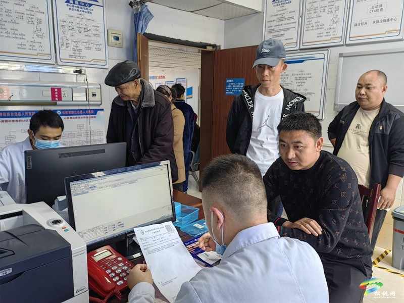 【五一我在崗】松桃醫(yī)務(wù)人員值班值守堅守群眾健康