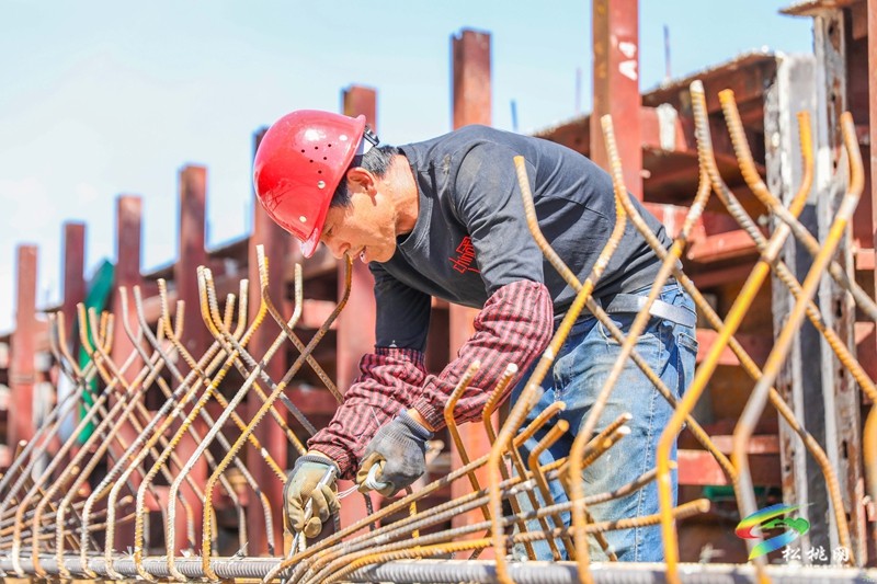 搶工期 保暢通！G352松桃太平營至孟溪公路改擴建工程火熱施工中