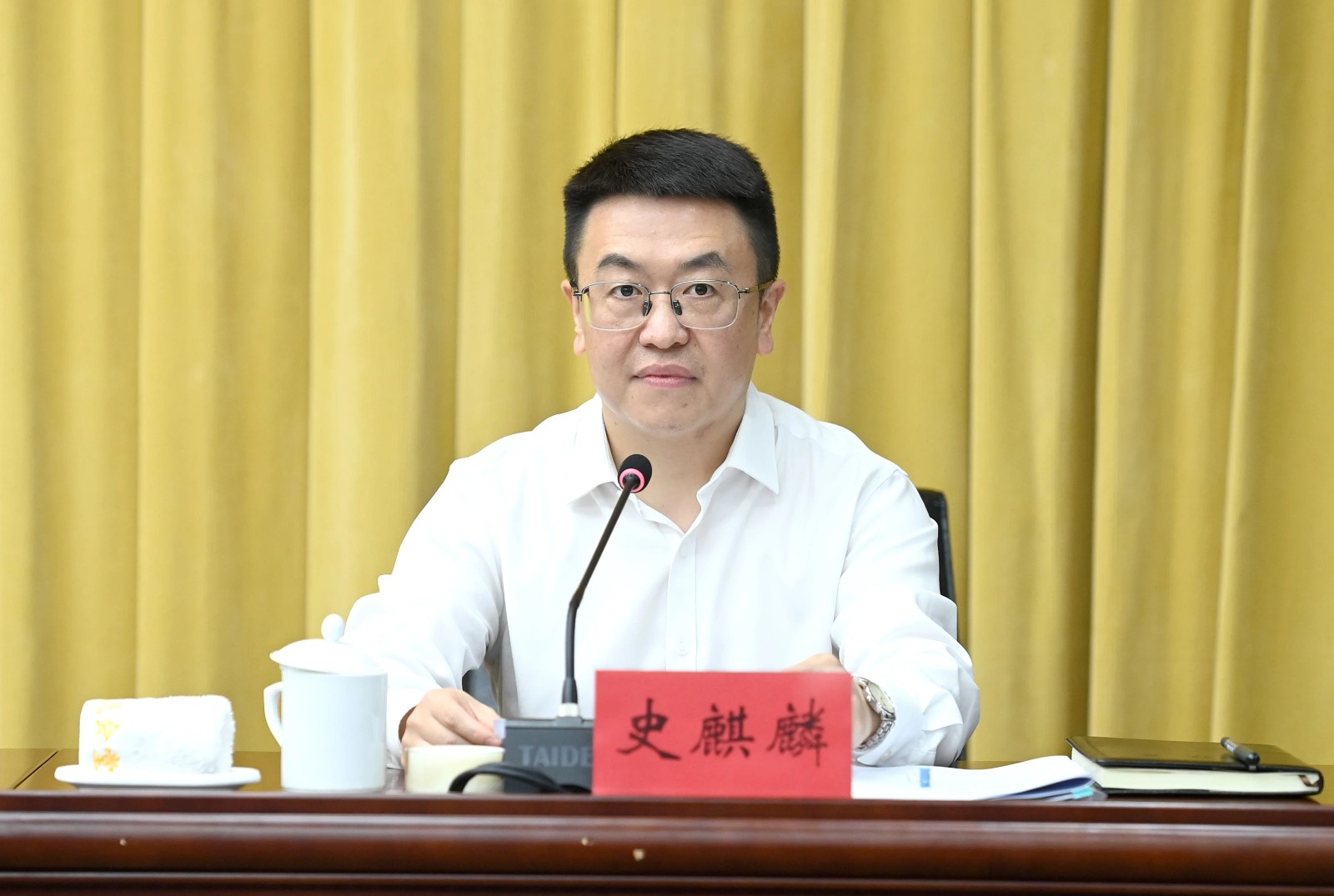 省第八生態(tài)環(huán)境保護(hù)督察組督察銅仁市工作會(huì)議召開
