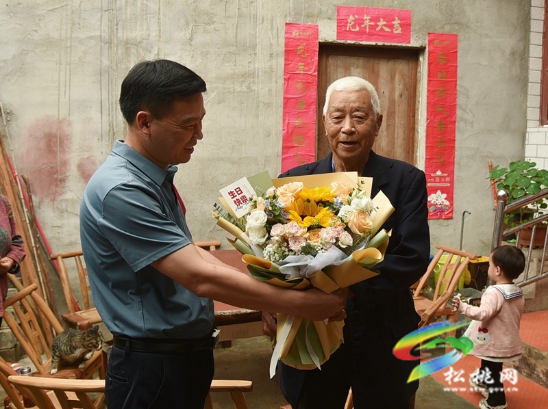 【粵黔協(xié)作 · 莞愛銅行】濃濃山海情?慰問暖人心