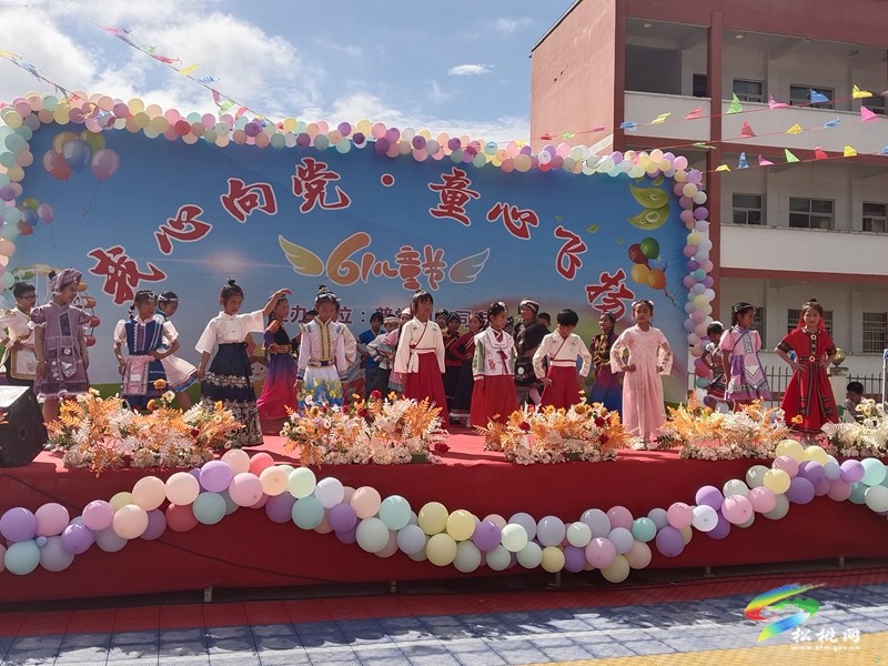 普覺鎮(zhèn)大同完小舉行“我心向黨 童心飛揚(yáng)”2024六一兒童節(jié)文藝匯演