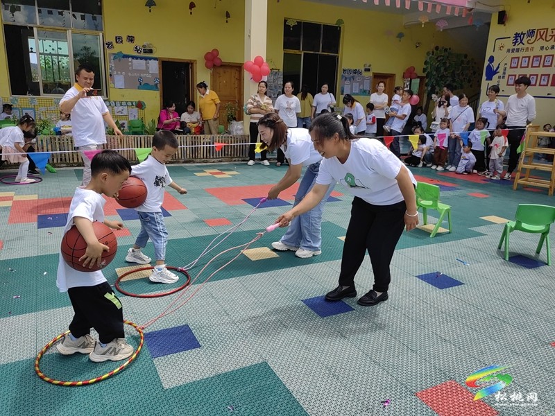 大路鎮(zhèn)航天幼兒園舉辦“大手牽小手，一起來加油！”文藝匯演活動(dòng)