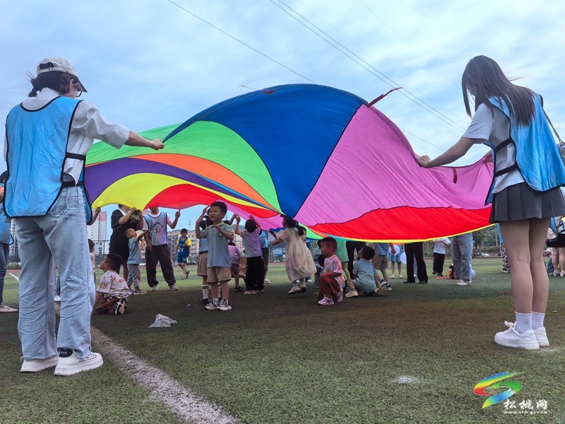 希望城睿陽幼兒園舉辦:“六一”兒童節(jié)親子活動
