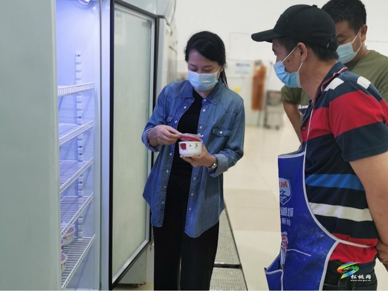 縣市場監(jiān)督管理局開展高考前食品安全專項檢查