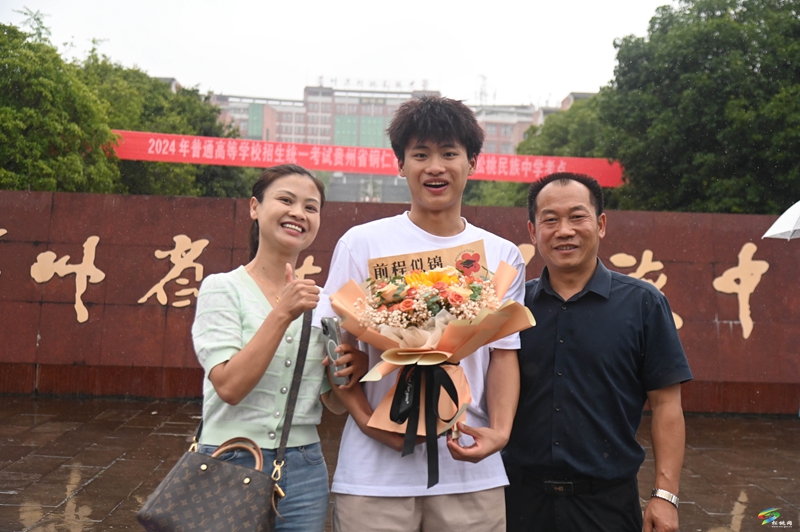 高考海采：致青春  頂峰見